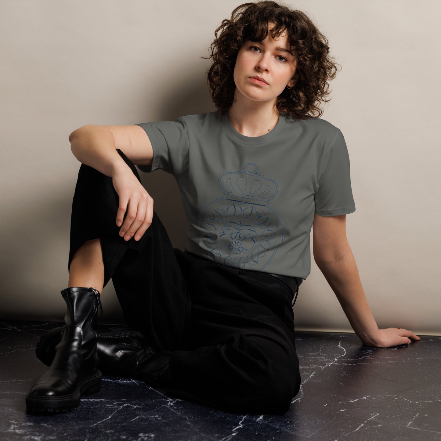 LC Unisex premium t-shirt